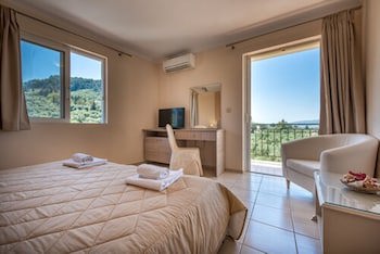 Varres Hotel galeri fotoğrafı
