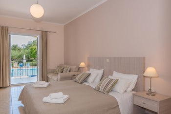Varres Hotel galeri fotoğrafı