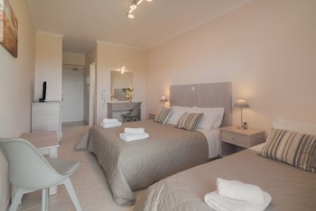 Varres Hotel galeri fotoğrafı