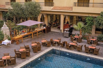 Grand Plaza