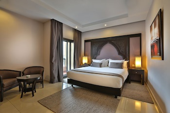 Grand Plaza