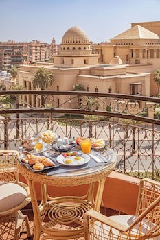 Grand Plaza