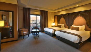 Grand Plaza