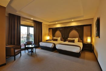 Grand Plaza