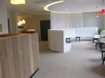 Axiom Park Hotel