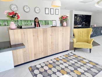 Axiom Park Hotel