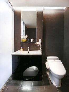 Cityinn Hotel Plus - Taichung Station Branch