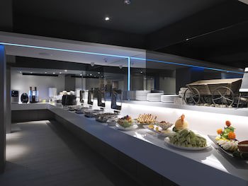 Cityinn Hotel Plus - Taichung Station Branch