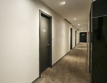 Cityinn Hotel Plus - Taichung Station Branch