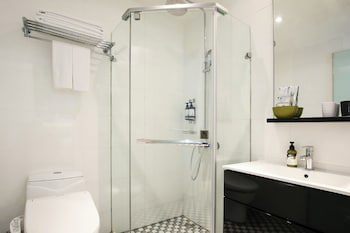 Cityinn Hotel Plus - Taichung Station Branch