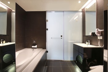 Cityinn Hotel Plus - Taichung Station Branch