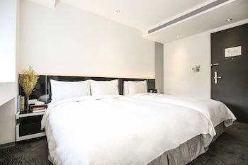 Cityinn Hotel Plus - Taichung Station Branch