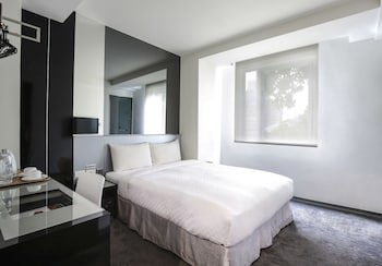Cityinn Hotel Plus - Taichung Station Branch