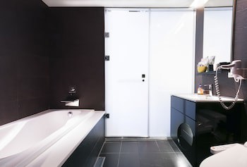 Cityinn Hotel Plus - Taichung Station Branch