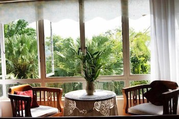 Brahminy Kite Holiday Home
