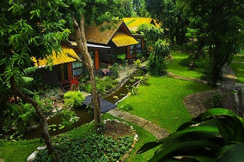 Areeya Phuree Resort