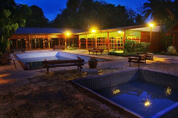 Areeya Phuree Resort