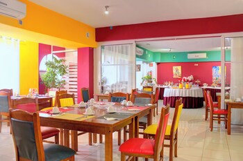 Hotel Livvo Don Paco