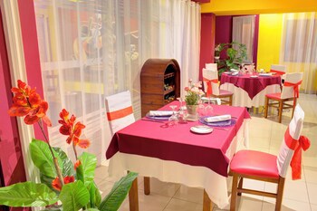 Hotel Livvo Don Paco