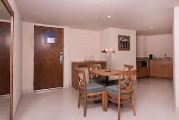 Hampton Inn By Hilton Guadalajara/Expo