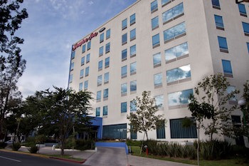 Hampton Inn By Hilton Guadalajara/Expo