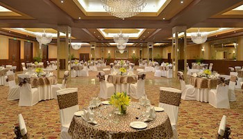 Savoy Suites Manesar
