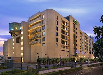 Savoy Suites Manesar