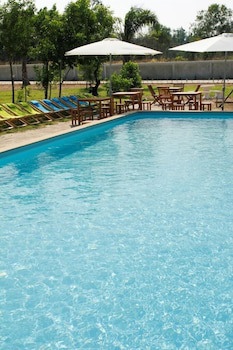 Armonia Village Resort And Spa