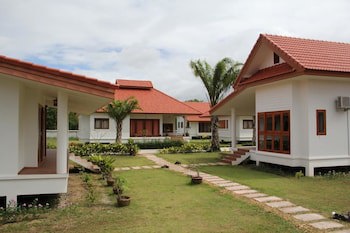 Armonia Village Resort And Spa