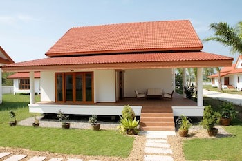 Armonia Village Resort And Spa