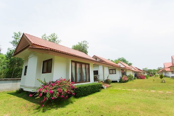 Armonia Village Resort And Spa
