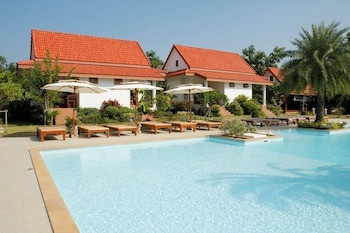 Armonia Village Resort And Spa