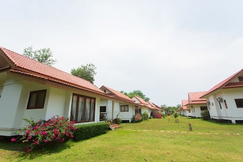 Armonia Village Resort And Spa