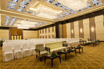 Dara Airport City Hotel & Spa