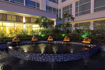 Dara Airport City Hotel & Spa