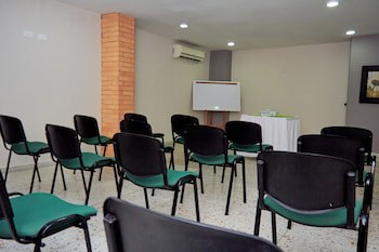 Hotel Torre Del Prado