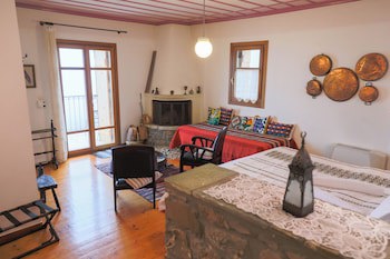 Hotel Papanikola
