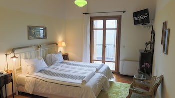 Hotel Papanikola