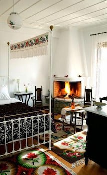 Hotel Papanikola
