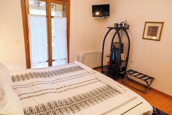 Hotel Papanikola