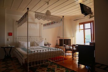 Hotel Papanikola