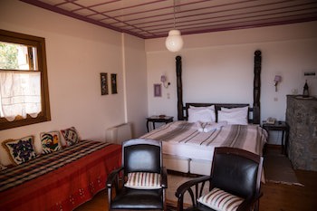 Hotel Papanikola