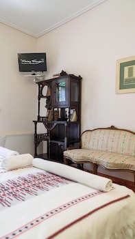 Hotel Papanikola
