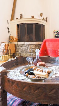 Hotel Papanikola