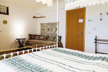 Hotel Papanikola