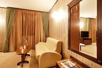 Best Western Plus Bristol Hotel