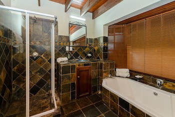 Mongena Game Lodge