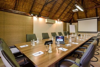 Mongena Game Lodge