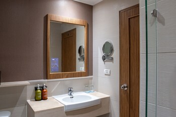 Holiday Inn Resort Phuket Surin Beach, An Ihg Hotel