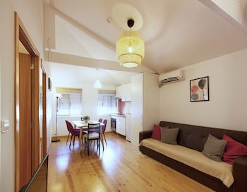 Aparthotel Oporto Entreparedes